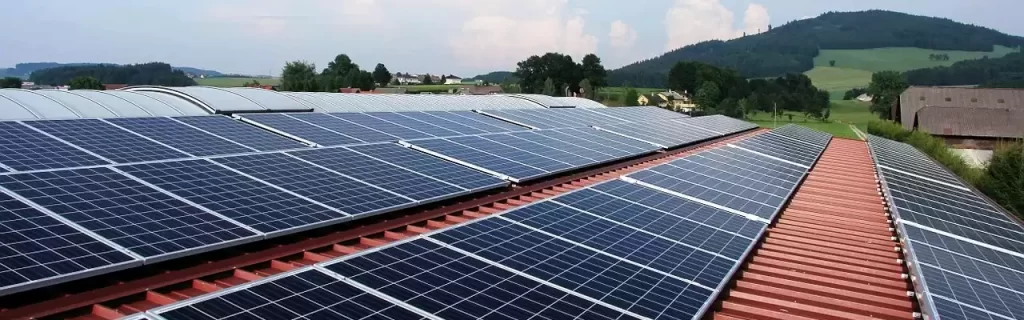 Instalamos paneles solares para  energía solar fotovoltaica y térmica ELF