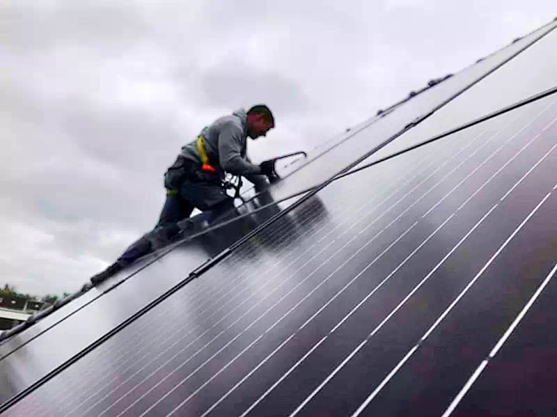 Paneles solares energía fotovoltaica