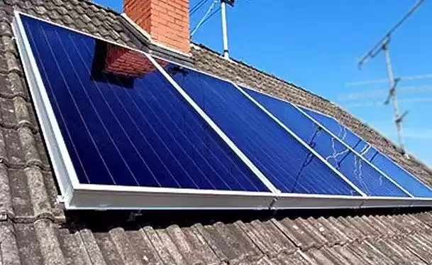 energia solar termica colectores solares instalados en tejado